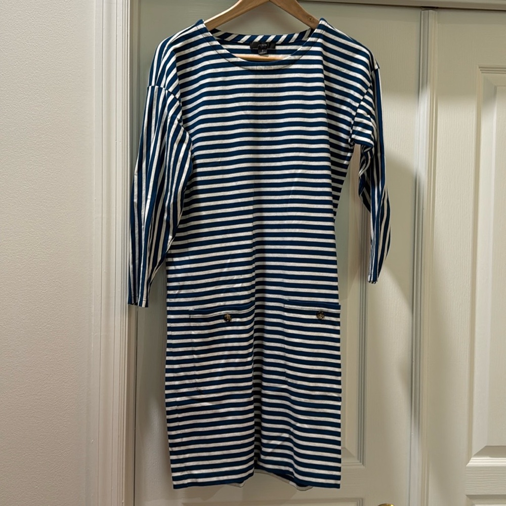EUC size small J. Crew Knit Front Pocket Striped Shift Dress